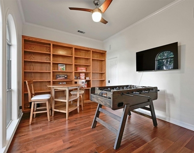 5606 Craggy Pt - Photo Thumbnail 12