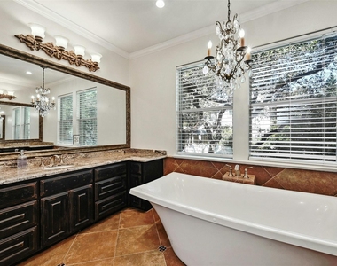 5606 Craggy Pt - Photo Thumbnail 16