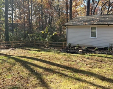 131 Fox Place - Photo Thumbnail 27