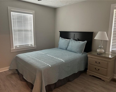 131 Fox Place - Photo Thumbnail 17