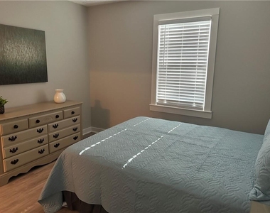 131 Fox Place - Photo Thumbnail 18