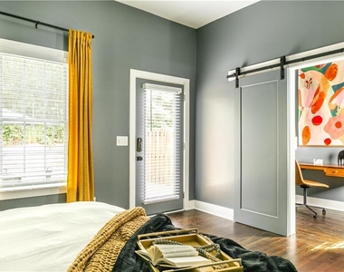 788 Fulton Terrace Se - Photo Thumbnail 11