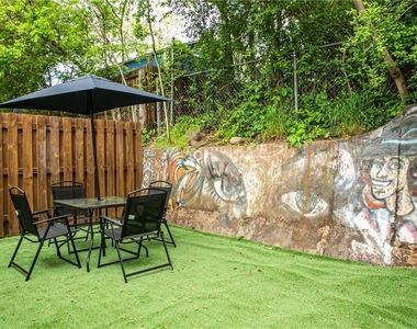 788 Fulton Terrace Se - Photo Thumbnail 15