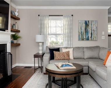 788 Fulton Terrace Se - Photo Thumbnail 8