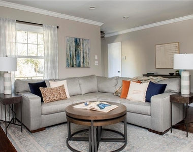 788 Fulton Terrace Se - Photo Thumbnail 6