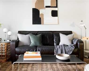 187 Farrington Avenue Se - Photo Thumbnail 6