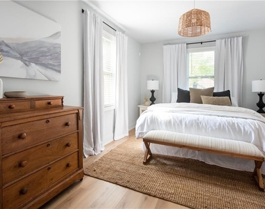 187 Farrington Avenue Se - Photo Thumbnail 2