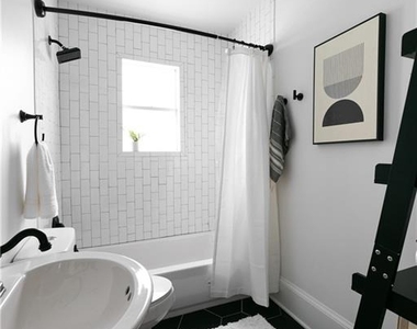 1125 Hardee Street Ne - Photo Thumbnail 11