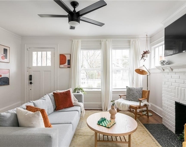 1125 Hardee Street Ne - Photo Thumbnail 3