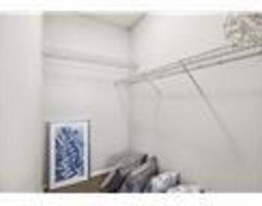 2103 Asbury Square - Photo Thumbnail 10