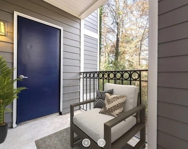 2124 Gables Drive - Photo Thumbnail 4