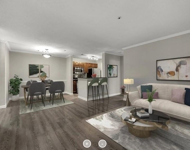 2124 Gables Drive - Photo Thumbnail 3