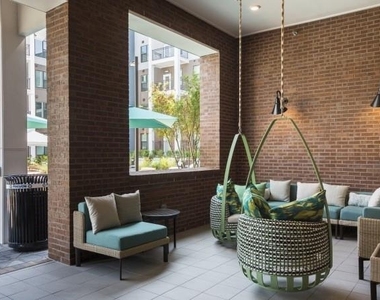 900 Joseph E. Lowery Boulevard Nw - Photo Thumbnail 9