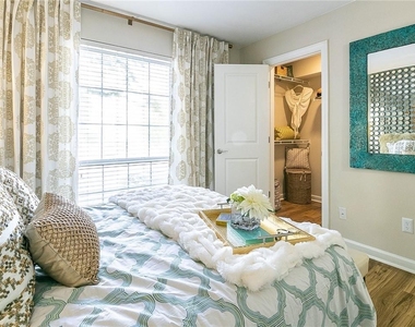 1500 Harbor Landing - Photo Thumbnail 17