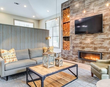 1824 Defoor Avenue Nw - Photo Thumbnail 13