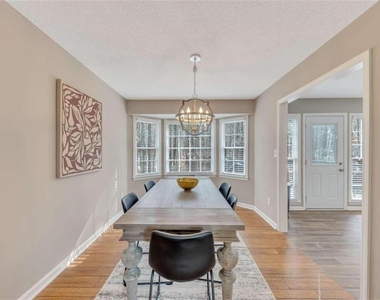 56 Brentwood Drive - Photo Thumbnail 2