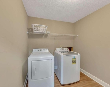 56 Brentwood Drive - Photo Thumbnail 19