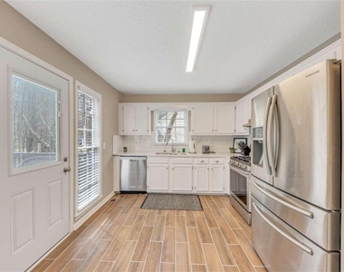 56 Brentwood Drive - Photo Thumbnail 3