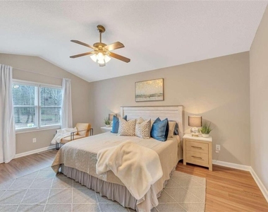 56 Brentwood Drive - Photo Thumbnail 11