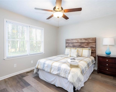 302 Independence Way - Photo Thumbnail 40