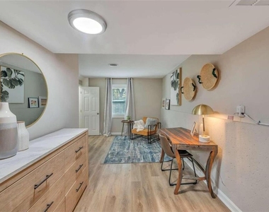 165 Bentley Parkway - Photo Thumbnail 21