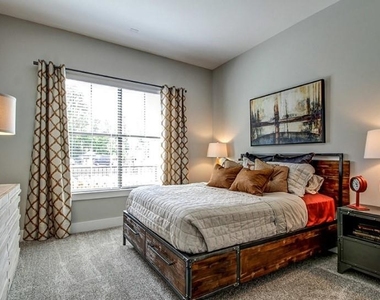 1824 Defoor Avenue Nw - Photo Thumbnail 5