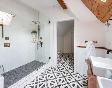 383 Park Avenue Se - Photo Thumbnail 30