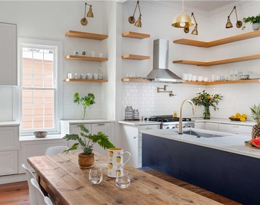 383 Park Avenue Se - Photo Thumbnail 53