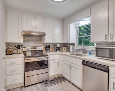 6340 Mccollum Lane - Photo Thumbnail 6