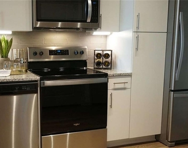 1486 Terrell Mill Road Se - Photo Thumbnail 3
