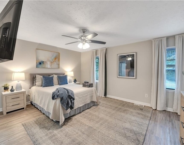 4542 Coopers Creek Place Se - Photo Thumbnail 18