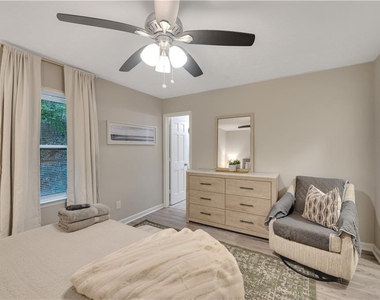 4542 Coopers Creek Place Se - Photo Thumbnail 22