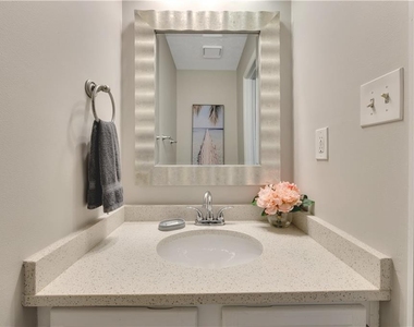 4542 Coopers Creek Place Se - Photo Thumbnail 15