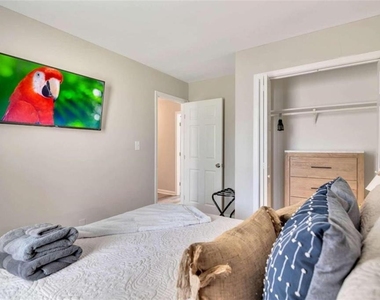 2101 Valley Oaks Drive Se - Photo Thumbnail 18