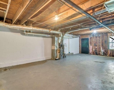 2101 Valley Oaks Drive Se - Photo Thumbnail 23