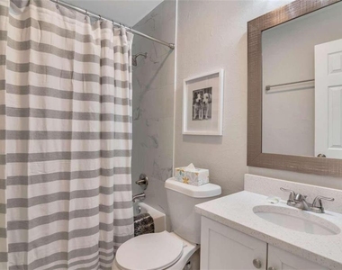 2099 Valley Oaks Drive Se - Photo Thumbnail 20