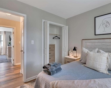 2099 Valley Oaks Drive Se - Photo Thumbnail 22