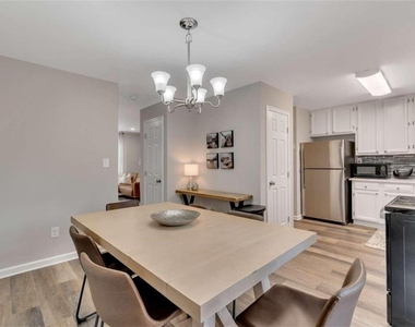 2099 Valley Oaks Drive Se - Photo Thumbnail 6