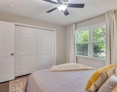1386 Sandtown Road Sw - Photo Thumbnail 13