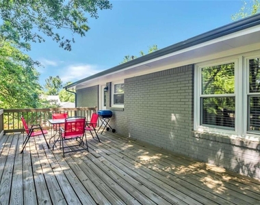 1386 Sandtown Road Sw - Photo Thumbnail 22