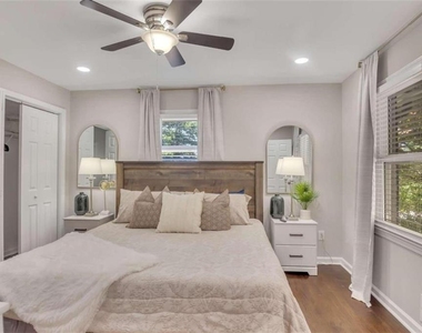 1386 Sandtown Road Sw - Photo Thumbnail 6