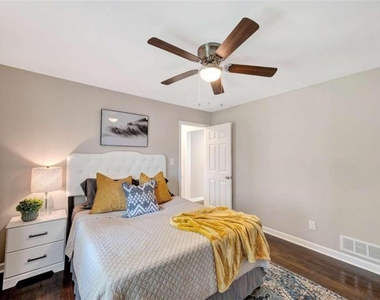 1376 Sandtown Road Sw - Photo Thumbnail 19