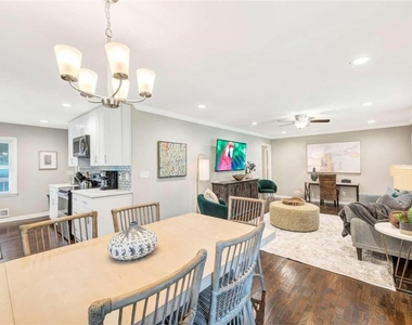 1376 Sandtown Road Sw - Photo Thumbnail 7