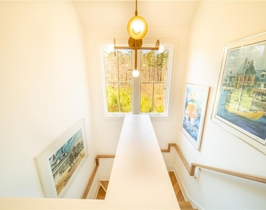 155 Mado Lane - Photo Thumbnail 15
