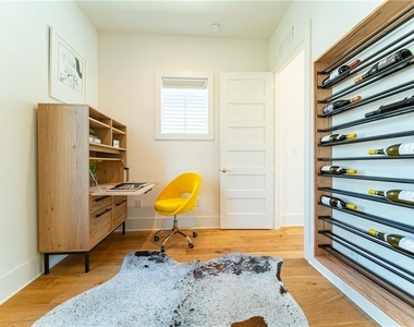 155 Mado Lane - Photo Thumbnail 11