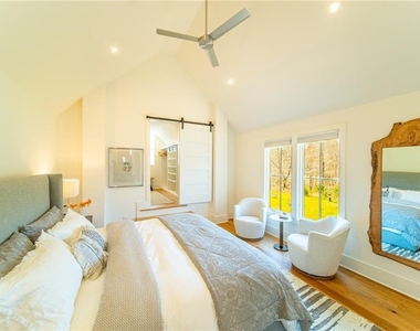 155 Mado Lane - Photo Thumbnail 16
