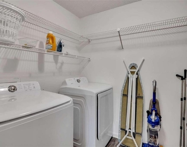 1200 Falling Water Drive Se - Photo Thumbnail 13