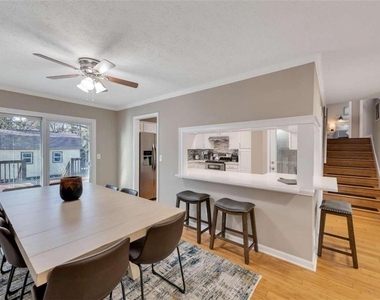 5005 Maryland Drive - Photo Thumbnail 5