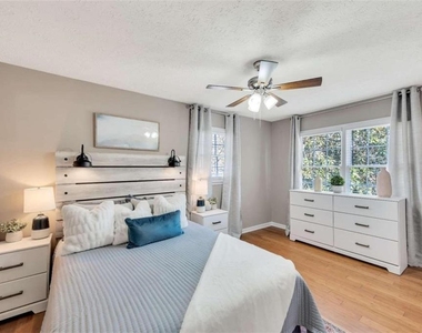 5005 Maryland Drive - Photo Thumbnail 15