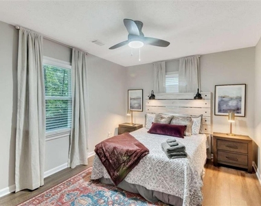 826 Moonlit Lane Nw - Photo Thumbnail 20